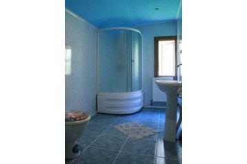 Ukraine Privát Verchnij Jaseniv, Exterior